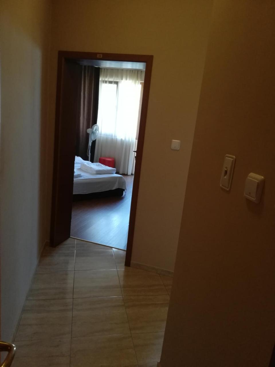 Hristovi Apartments & Studios Pomorie Bagian luar foto